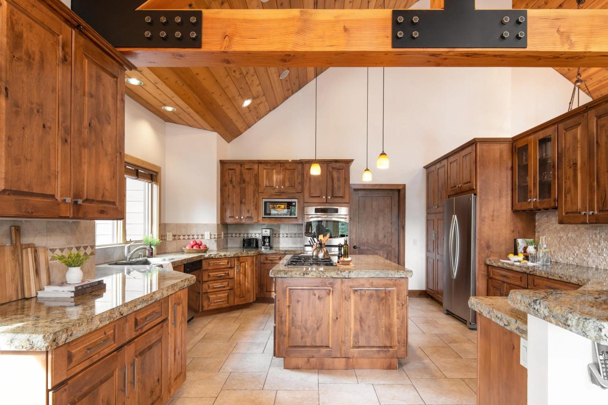 Coyote Moon By Avantstay Cabin Wsauna Mins From Dt Truckee Northstar Bagian luar foto